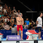 Ariel Schrenck en la piscina de París