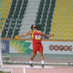 Kim López, durante la prueba de lanzamiento de disco T12 en el Mundial de Atletismo Doha 2015.