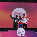 Joan Munar, en el podio con la medalla de bronce en los 100 metros T12 durante el Campeonato del Mundo de Atletismo Paralímpico de Londres.