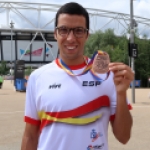 Joan Munar recoge la medalla de bronce en los 100 metros T12 durante el Campeonato del Mundo de Atletismo Paralímpico de Londres.