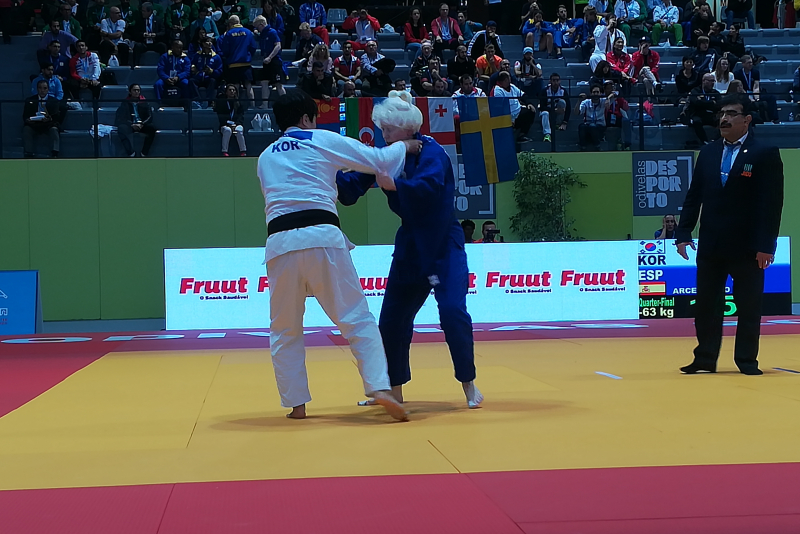 Marta Arce, durante uno de sus combates en este Mundial de Lisboa