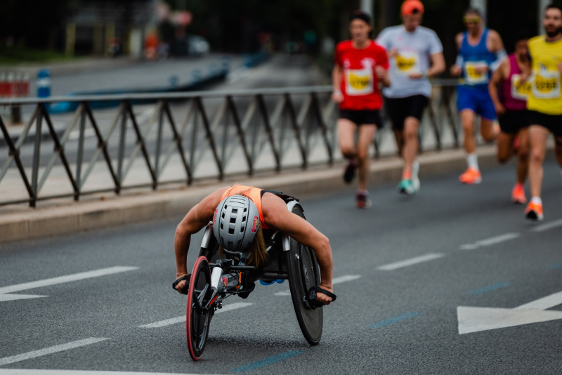 Un atleta en silla de ruedas, durante la edición de 2023