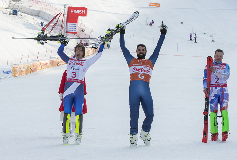 Imagen de Jon Santacana y Miguel Galindo ganan la medalla de plata en la prueba supercombinada de los Juegos Paralímpicos de Pyeongchang 2018.