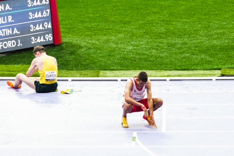 Yassine Ouhdadi El Ataby en la final de hombres 1500M T-13
