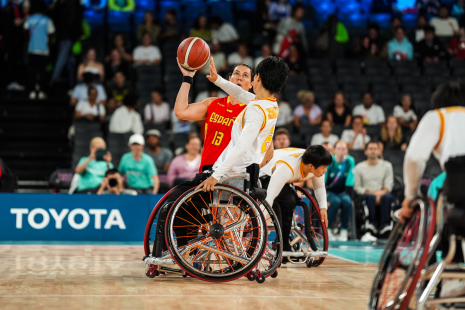 Las jugadoras de baloncesto en silla de ruedas se enfrentan a China
