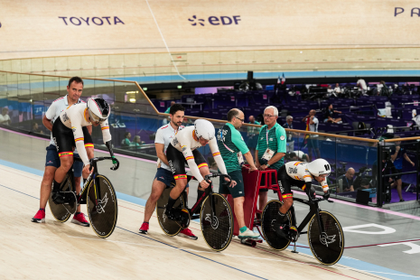 El equipo español de ciclismo velocidad gana la plata