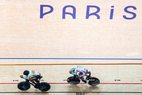 Damián Ramos en la pista ciclista de París