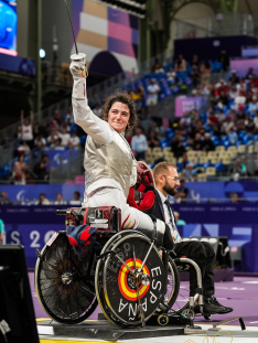 Judith Rodríguez en cuartos de final florete individual femenino - categoría A