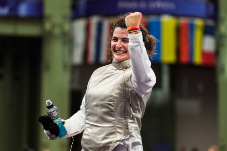Judith Rodríguez en cuartos de final florete individual femenino - categoría A