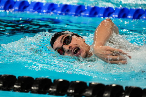 Íñigo Llopis Sanz en las series hombres 400M estilo libre - S8