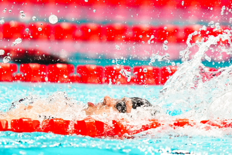 Antoni Ponce en las series de hombres 50M espalda -S5
