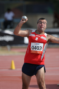 Carlos Muñoz, en la prueba de lanzamiento de peso (clase F36) del Mundial de Lyon 2013.
