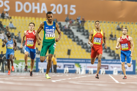 Deliber Rodríguez consigue la medalla de bronce en la prueba de los 400 metros T20 en el Mundial de Atletismo de Doha 2015.