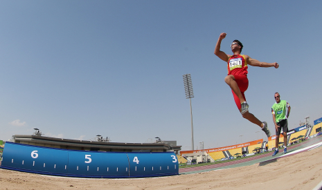 Xavi Porras, en la prueba de salto de longitud T11 del Mundial de Atletismo Doha 2015.