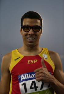 Joan Munar, tras la prueba de 200 metros T12 del Mundial de Atletismo Doha 2015.