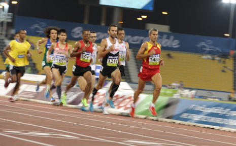 Alberto Suárez, durante la prueba de 5000 metros T13 del Mundial de Atletismo Doha 2015.