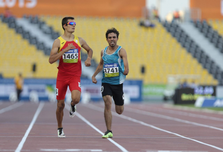 Lorenzo Albaladejo, durante la final de 400 metros T38 del Mundial de Atletismo Doha 2015.