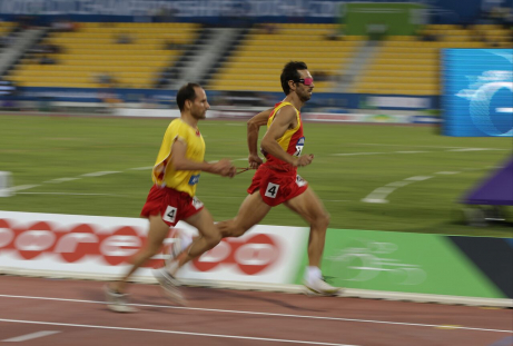 Manuel Garnica durante la prueba de los 800 metros T11 del Mundial de Atletismo Doha 2015.