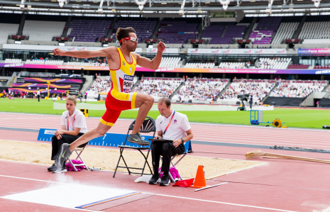 Xavi Porras participa en salto de longitud en el Campeonato del Mundo de Atletismo Paralímpico de Londres.