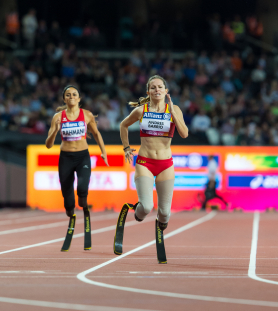 Sara Andrés, durante la prueba de los 400 metros T44 en el Campeonato del Mundo de Atletismo Paralímpico de Londres.