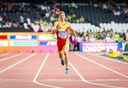 José Luis Fernández Taular, durante la final de los 400 metros T12 en el Mundial de Atletismo Paralímpico de Londres.