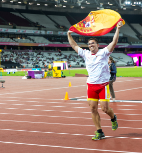 Héctor Cabrera consigue la medalla de bronce en lanzamiento de jabalina F13 durante el Campeonato del Mundo de Atletismo Paralímpico de Londres.