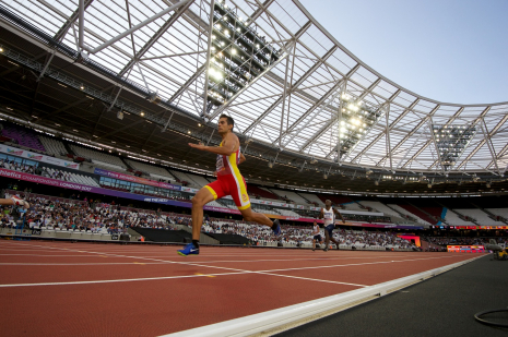 Lorenzo Albaladejo, durante las series de 100 metros T38 en el Mundial Londres 2017.