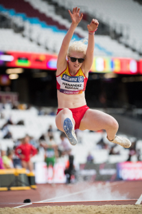 Sara Fernández, sexta en salto de longitud T12 en el Campeonato del Mundo de Atletismo Paralímpico Londres 2017.