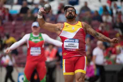 Kim López, medalla de plata en lanzamiento de peso F12 en el Mundial de Atletismo Paralímpico Londres 2017.