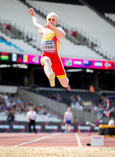 Iván Cano, quinto puesto en salto de longitud T13 en el Mundial de Atletismo Paralímpico Londres 2017.