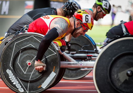 Rafael Botello, en las series de 5.000 metros T54 en el Mundial de Atletismo Paralímpico Londres 2017.