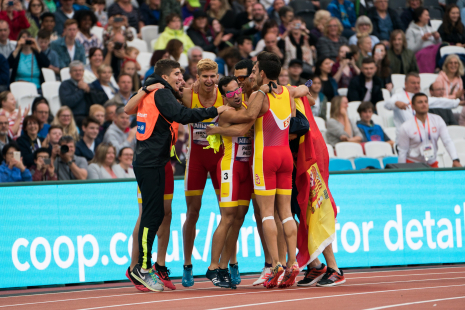 El equipo español del Relevo 4x100 T11-T13 en el Campeonato del Mundo de Atletismo Paralímpico Londres 2017.