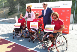 Caverzaschi, De la Puente y Ochoa, junto a María José Rienda y Miguel Díez