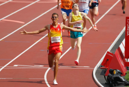 Yassine Ouhdadi, oro en los 5.000 m. Juegos Tokio
