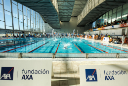 Imagen panorámica de una piscina