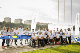 Equipo Paralímpico Español de Piragüismo, junto a personalidades de Digonatura