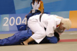Carmen Herrera en combate en los Juegos Paral&#237;mpicos de Atenas 2004
