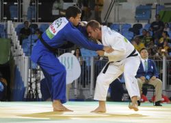 El judoka Abel Vzquez, durante su combate con el brasileo Arthur Cavalcante