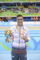 Israel Oliver medalla de oro combinada SM11 en 200m