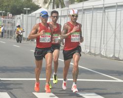 Gustavo Nieves y Alberto Surez compitiendo en la maratn paralmpica de Rio 2016, ambos en la categora T12