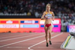 Elena Congost disputa los 1.500 metros T13 en el Campeonato del Mundo de Atletismo Paralmpico Londres 2017.