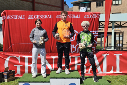 Podio con los mejores atletas del campeonato