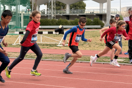 Jóvenes atletas en un momento de la edición pasada